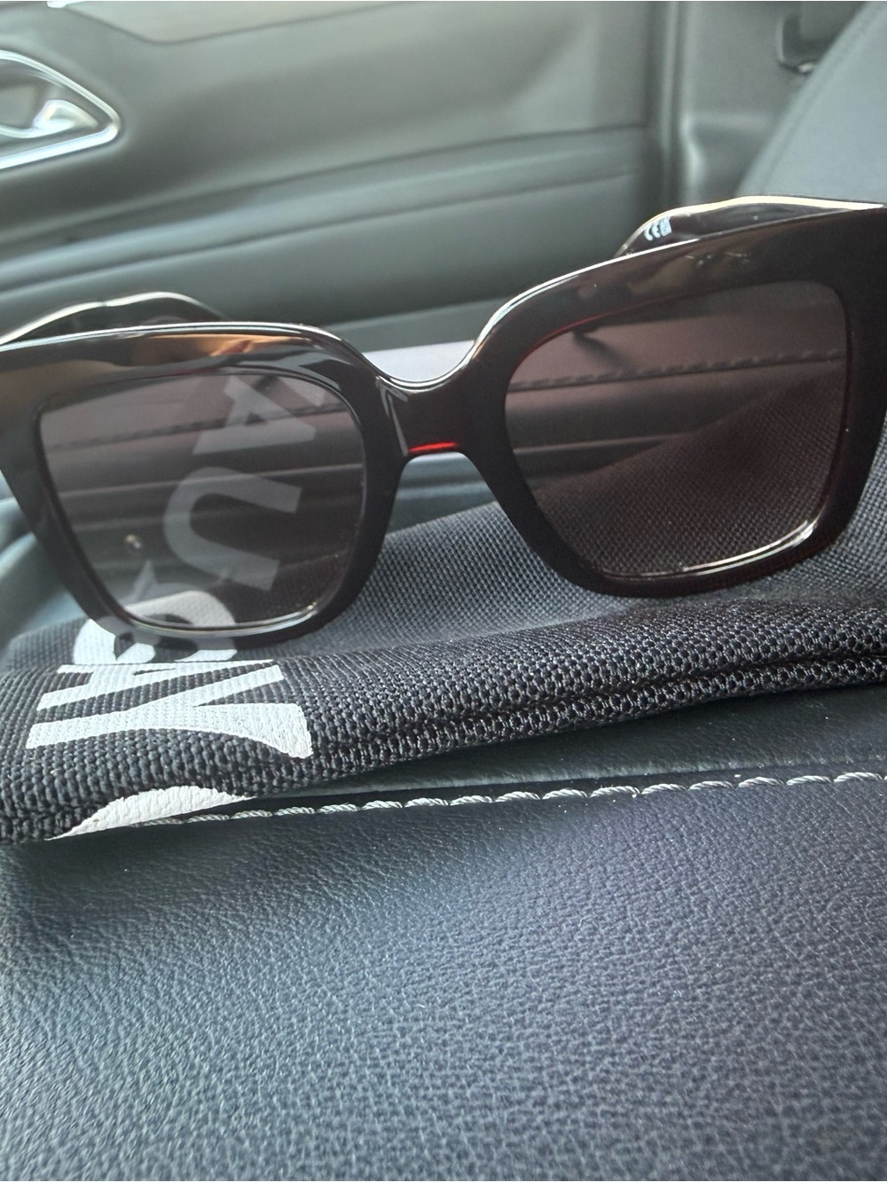 Woman’s Quay Square Sunglasses - Classic UV Protection